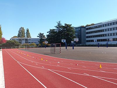 Création d’un plateau sportif au Lycée Cassin à Bayonne.