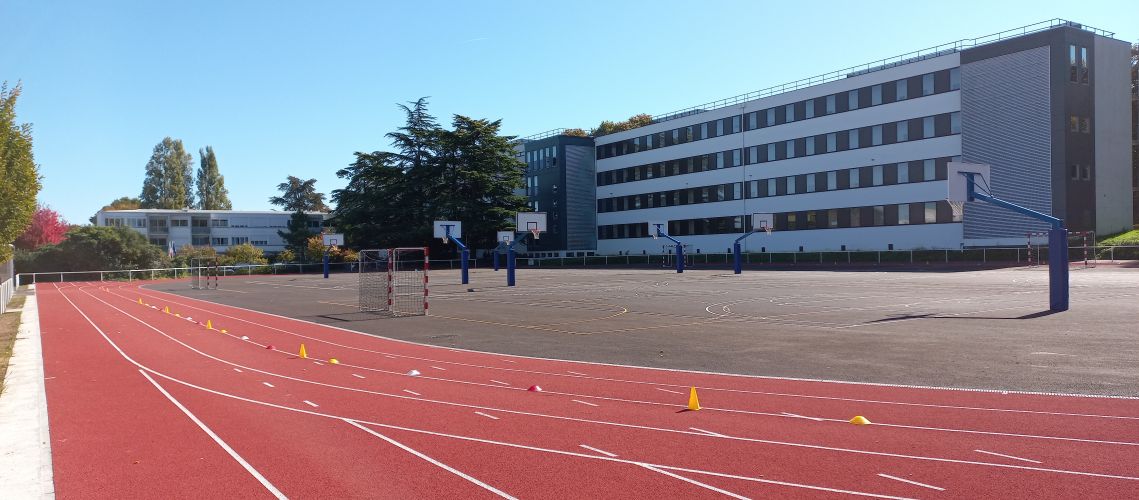 Plateau sportif du Lycée Cassin à Bayonne